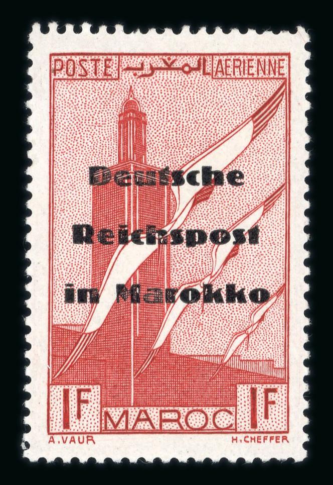 Maroc, un faux timbre de propagande des services secrets britanniques, de 1942, 1 franc rouge brun de poste aérienne avec surcharge typographique « Deutsche Reichpost in Marokko », de 10 000 à 15 000 euros.