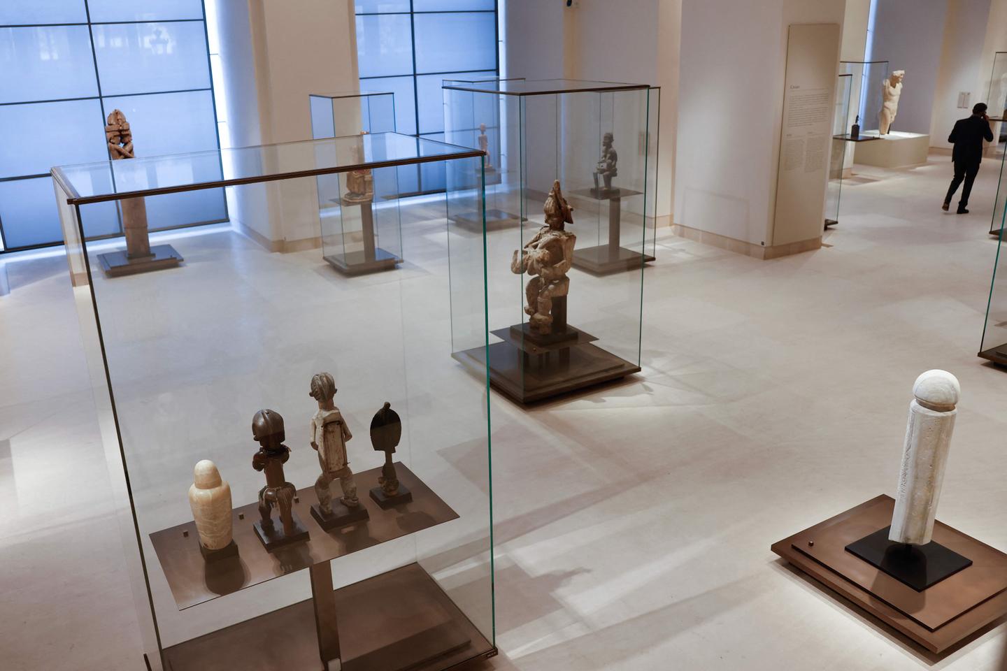 Au musée du Louvre, plusieurs centaines d’ouvrages ont été endommagées par une fuite d’eau Au musée du Louvre, plusieurs centaines d’ouvrages ont été endommagées par une fuite d’eau