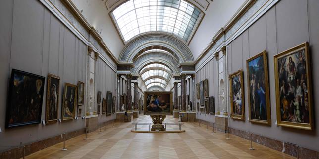 Les syndicats du Louvre déposent un préavis de grève pour le 15 décembre