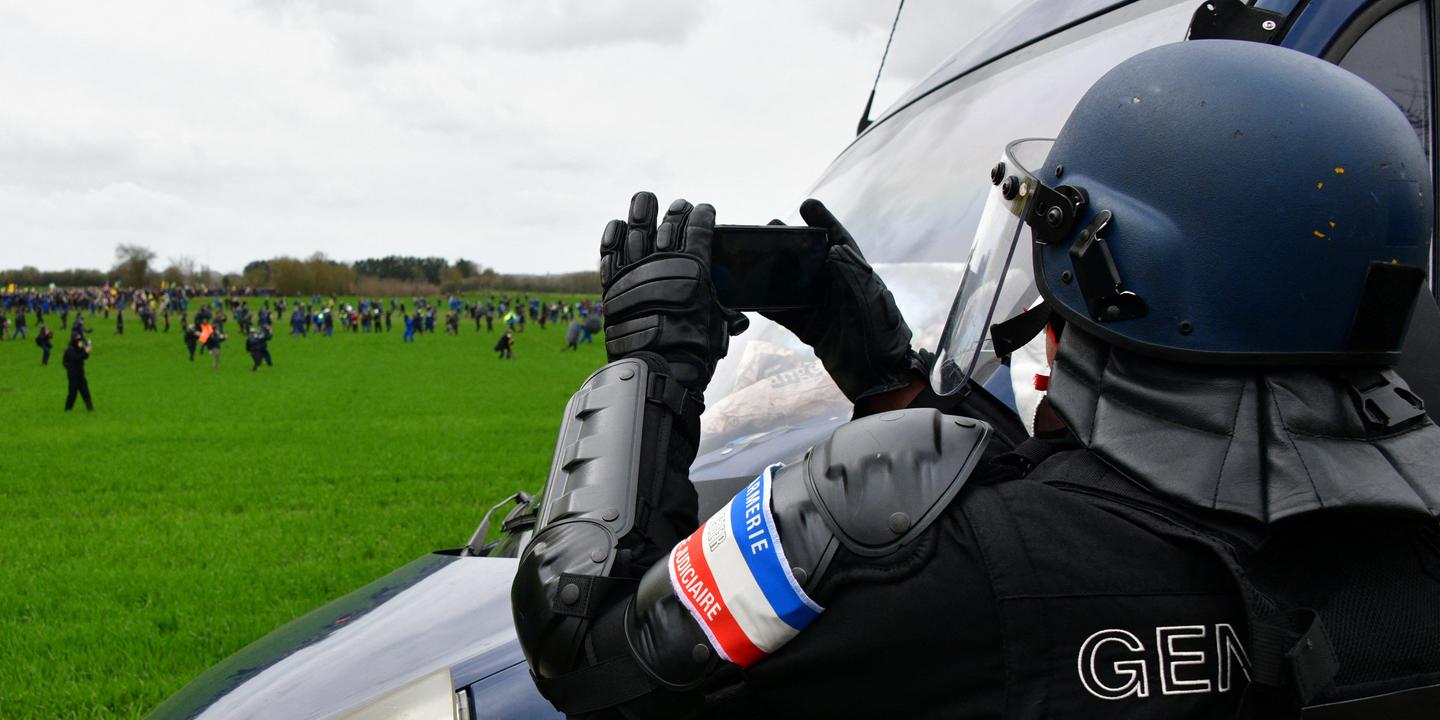 Sainte-Soline : pourquoi la gendarmerie a autant tardé à ouvrir une enquête administrative