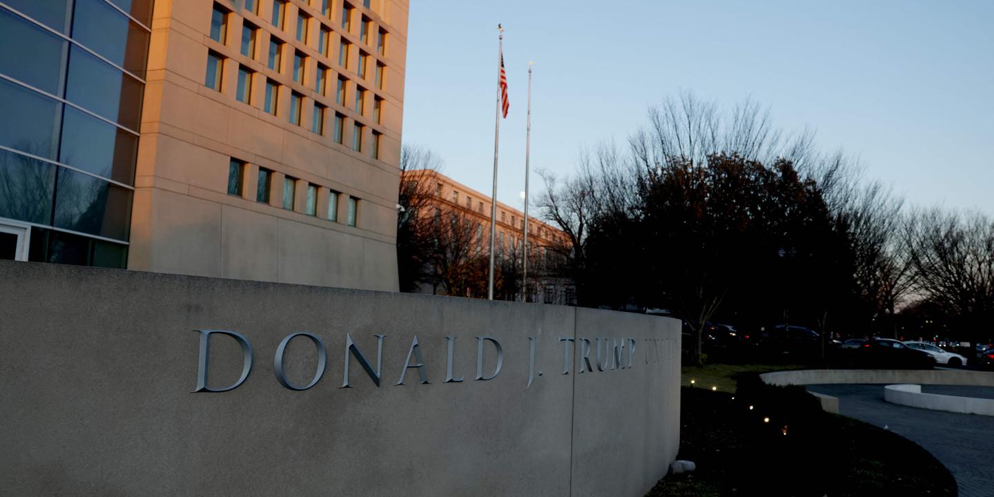 Donald Trump voit l’Institut des Etats-Unis pour la paix rebaptisé à son nom pour lui « rendre hommage »