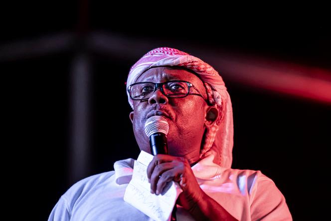 Umaro Sissoco Embalo, alors président de la Guinée-Bissau et candidat à sa succession, avant les élections présidentielle et législatives du 23 novembre, à Bissau, le 21 novembre 2025.
