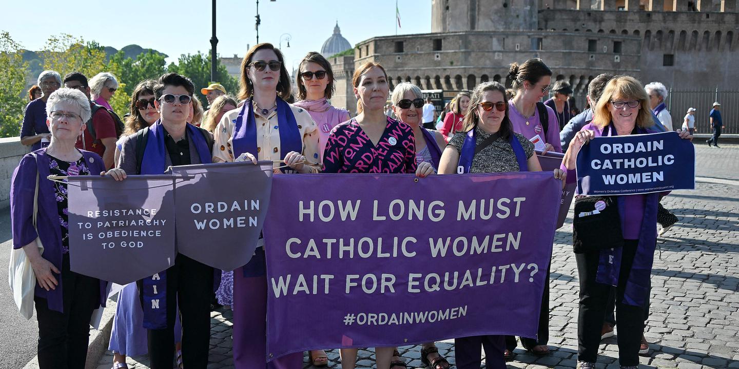 Une commission du Vatican exclut l’ordination de femmes diacres, sans clore le débat