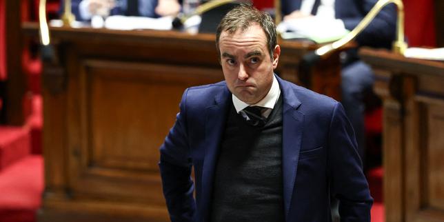 Deficit della sicurezza sociale francese: oltre 30 miliardi entro il 2026 se non si approva legge