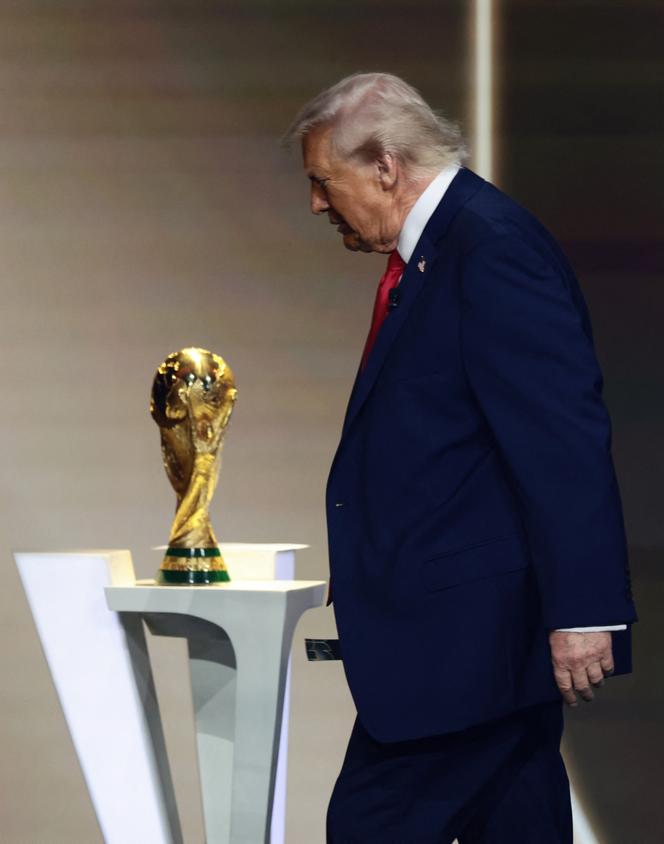Donald Trump lors du tirage au sort de la Coupe du Monde, le 5 décembre 2025 à Washington.