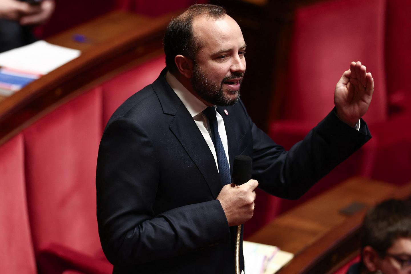 Le compte Twitter raciste et sexiste dâ€™un dÃ©putÃ© du groupe dâ€™Eric Ciotti...