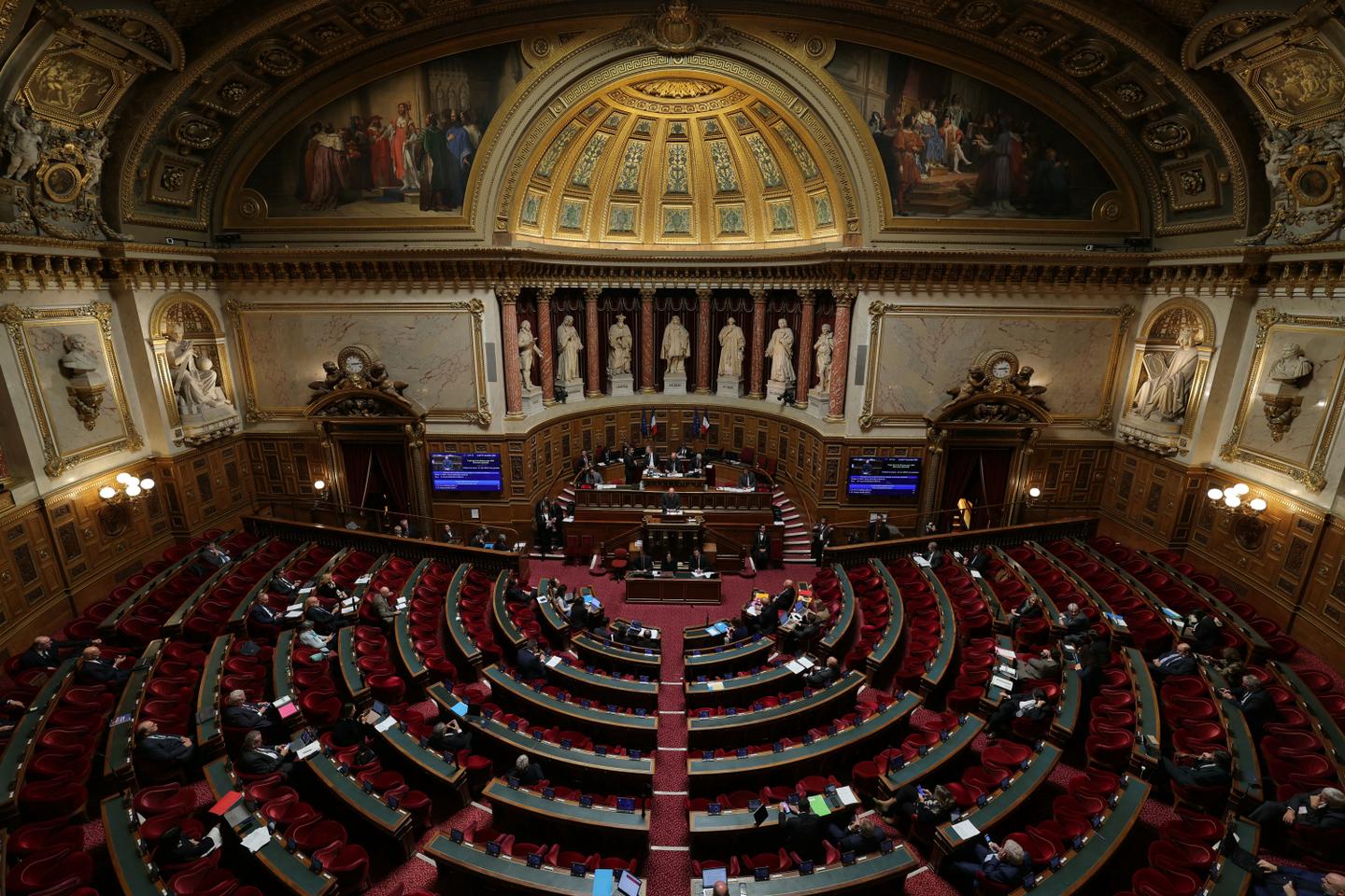 Budget 2026Â : le SÃ©nat ressuscite le principe du non-remplacement des fonctionnaires