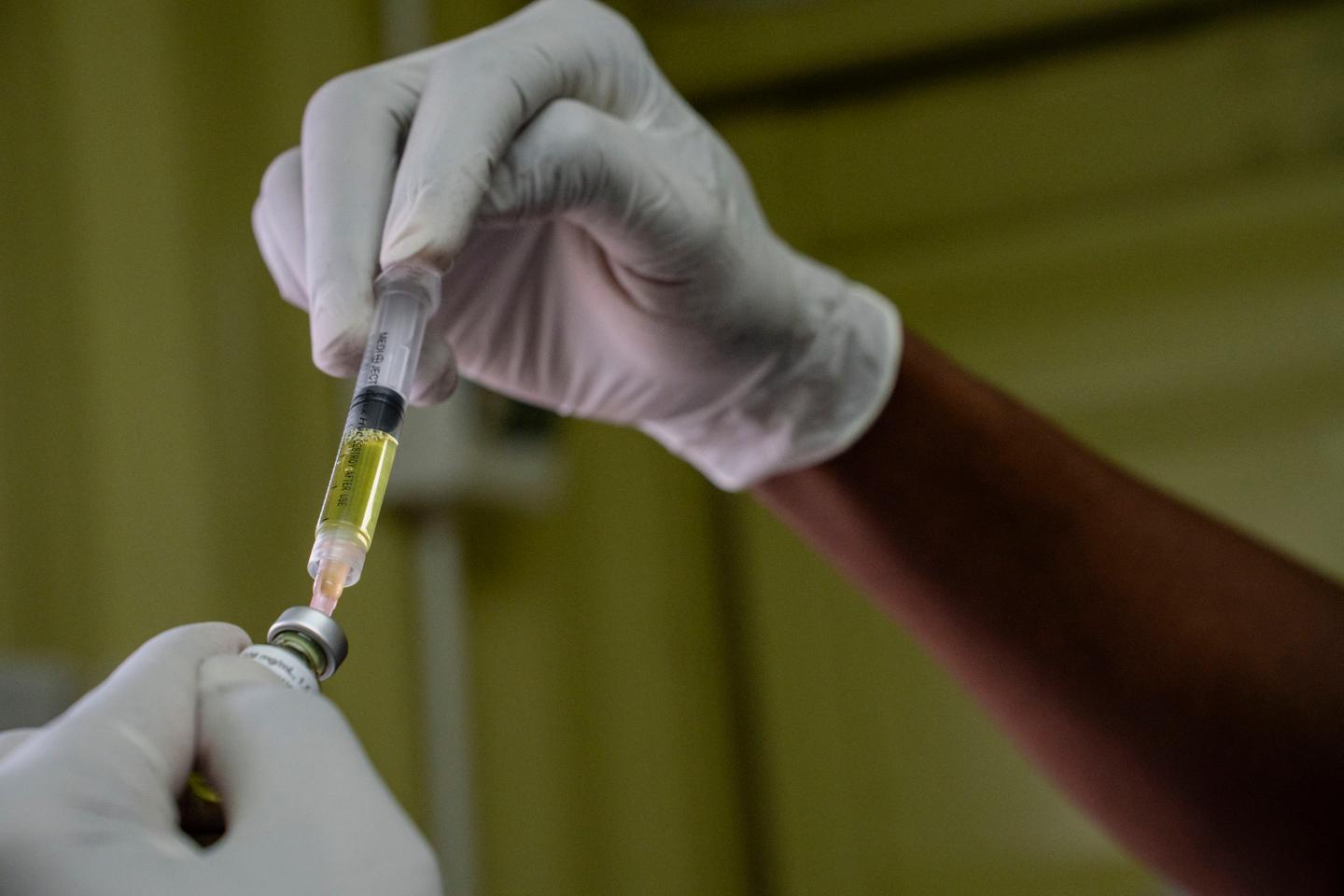 Après le brutal démantèlement de leur système d’aide au développement, les Etats-Unis redéfinissent leur stratégie de santé mondiale Après le brutal démantèlement de leur système d’aide au développement, les Etats-Unis redéfinissent leur stratégie de santé mondiale