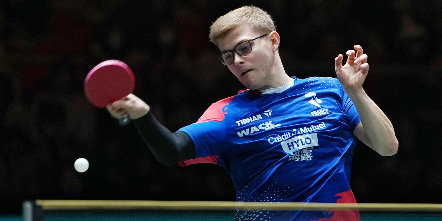 Alexis Lebrun se qualifie pour les quarts des WTT Finals de tennis de table