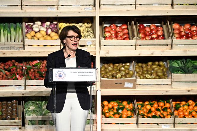 La ministre de l’agriculture, Annie Genevard, à Rungis (Val-de-Marne), le 8 décembre 2025. 