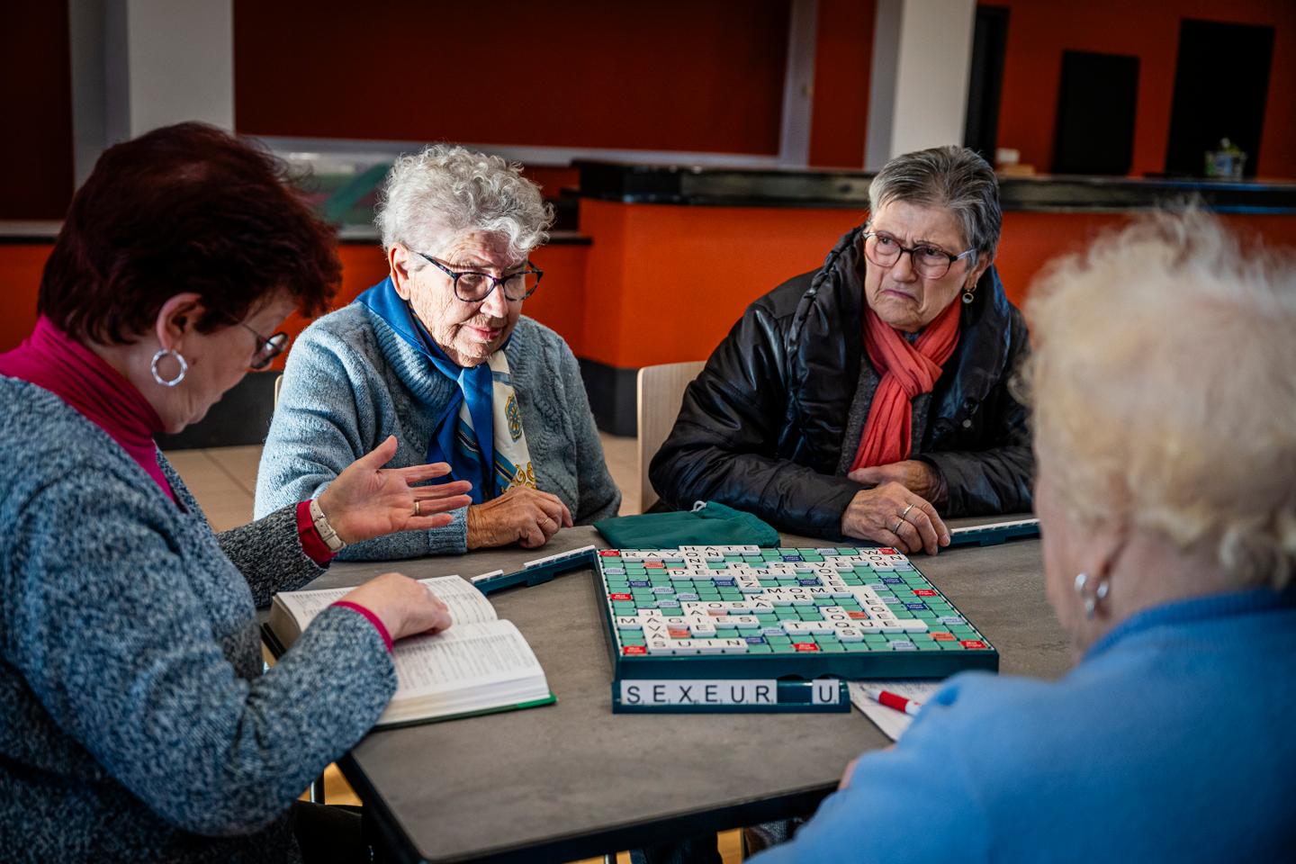 En Bretagne, un mystérieux « frappeur » derrière la porte des vieilles dames En Bretagne, un mystérieux « frappeur » derrière la porte des vieilles dames