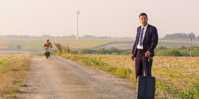 Dans « Animal totem », Samir Guesmi incarne un militant radical et loufoque contre les patrons pollueurs