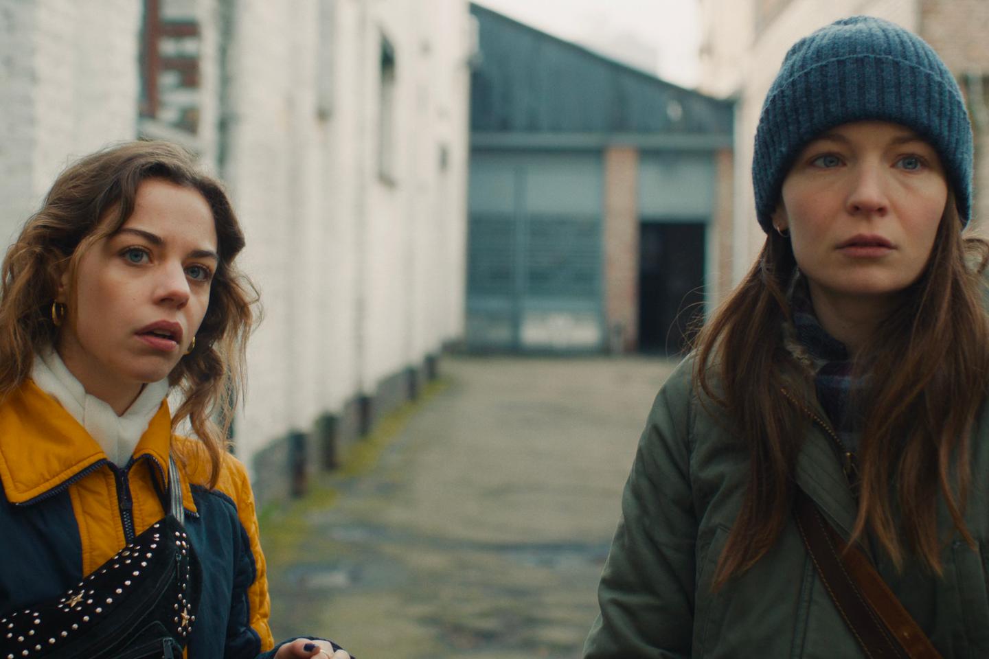 Â«Â LouiseÂ Â»Â : un premier long-mÃ©trage subtil sur une jeune femme empÃªtrÃ©e...