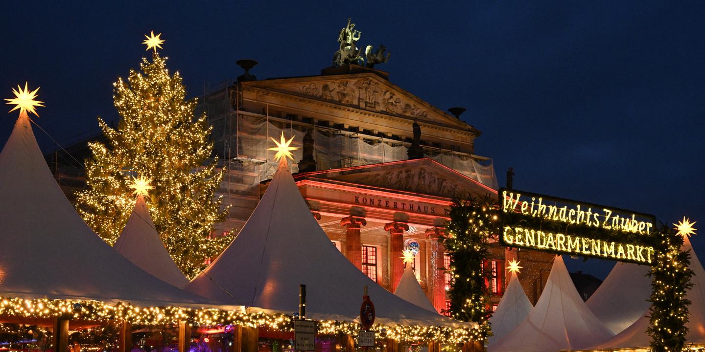 https://img.lemde.fr/2025/12/08/146/0/5000/2500/1440/720/60/0/b2bdd0e_ftp-1-mjxg4zsh9f7u-2025-12-08t180428z-1822911384-rc239ia0zde2-rtrmadp-3-christmas-season-berlin.JPG
