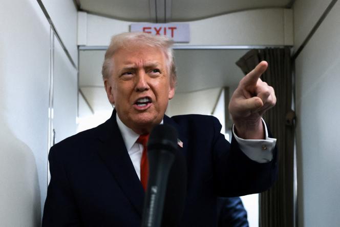 Donald trump, à bord d’Air Force One, le 9 décembre 2025.