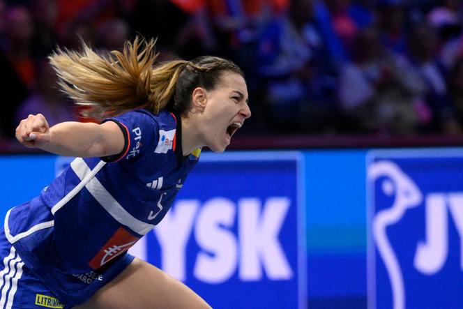 La Française Clarisse Mairot lors du match France-Danemark du Mondial 2025, le 10 décembre 2025.