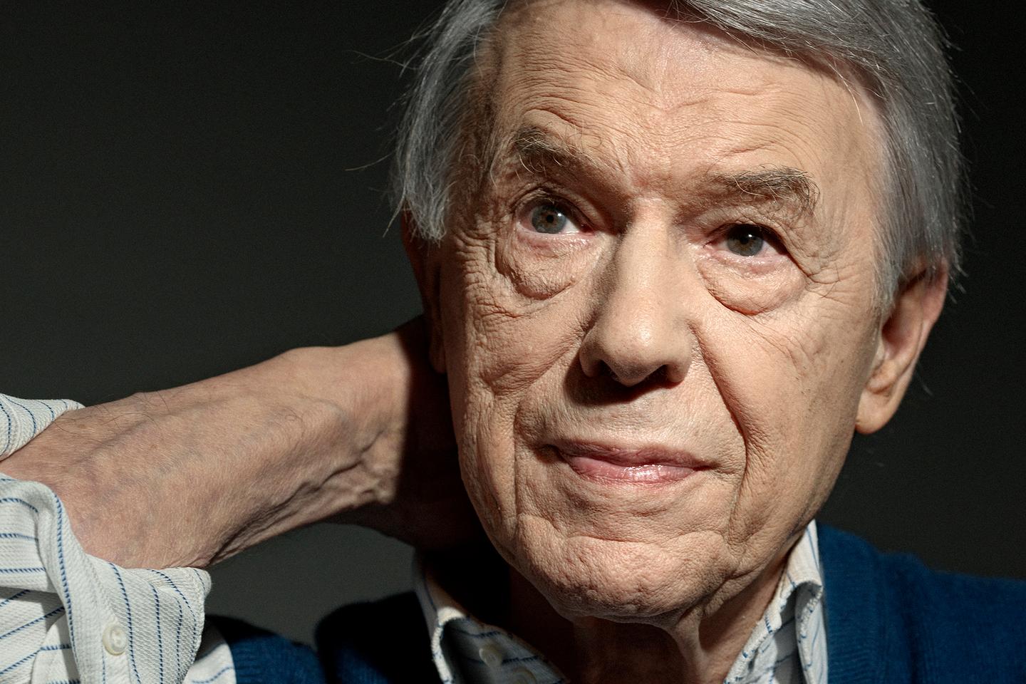 Salvatore Adamo, artisan des mots : « J’aime les chansons qu’on croit sur parole » Salvatore Adamo, artisan des mots : « J’aime les chansons qu’on croit sur parole »