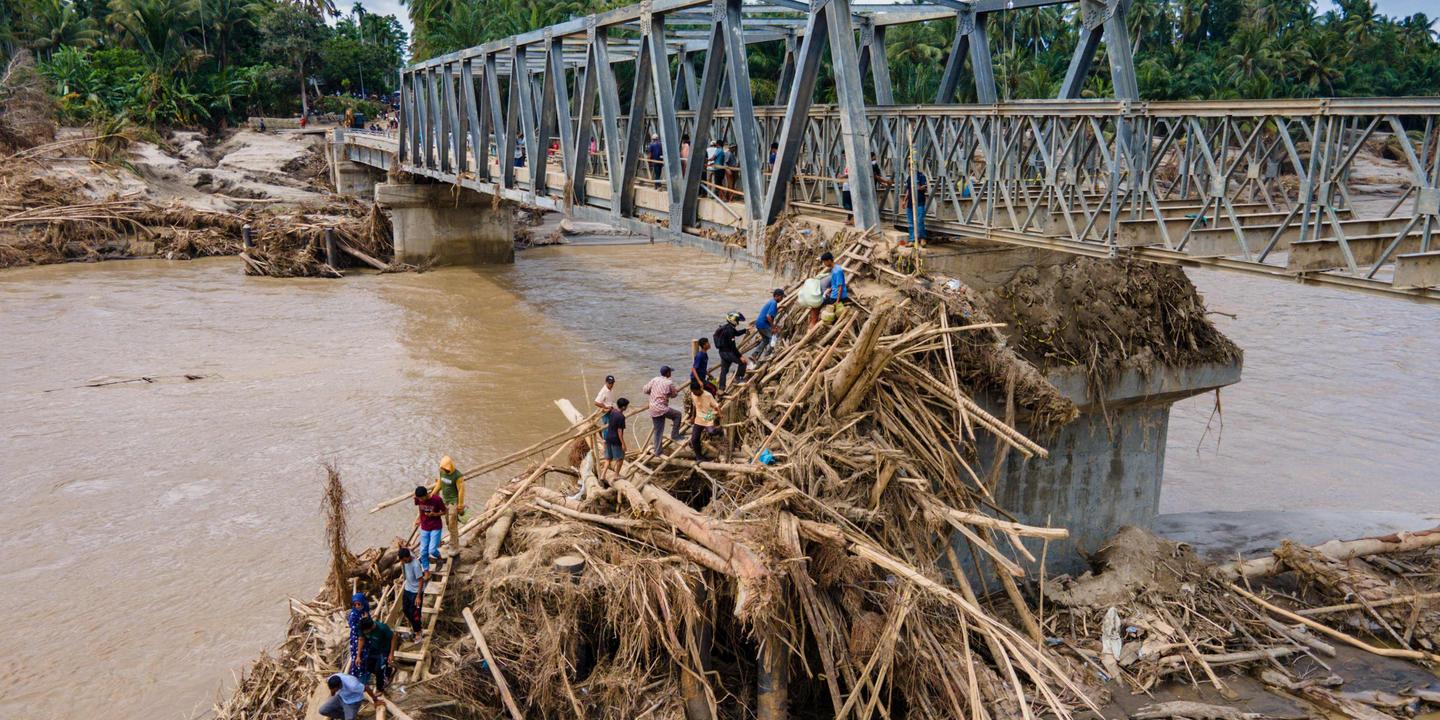 En Indonésie, les inondations catastrophiques sur l’île de Sumatra aggravées par la déforestation