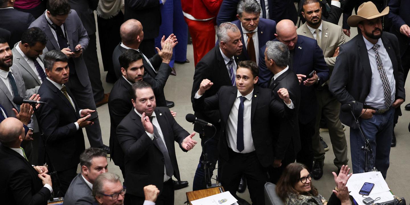 Au Brésil, les députés adoptent une loi pouvant réduire fortement la peine de Jair Bolsonaro