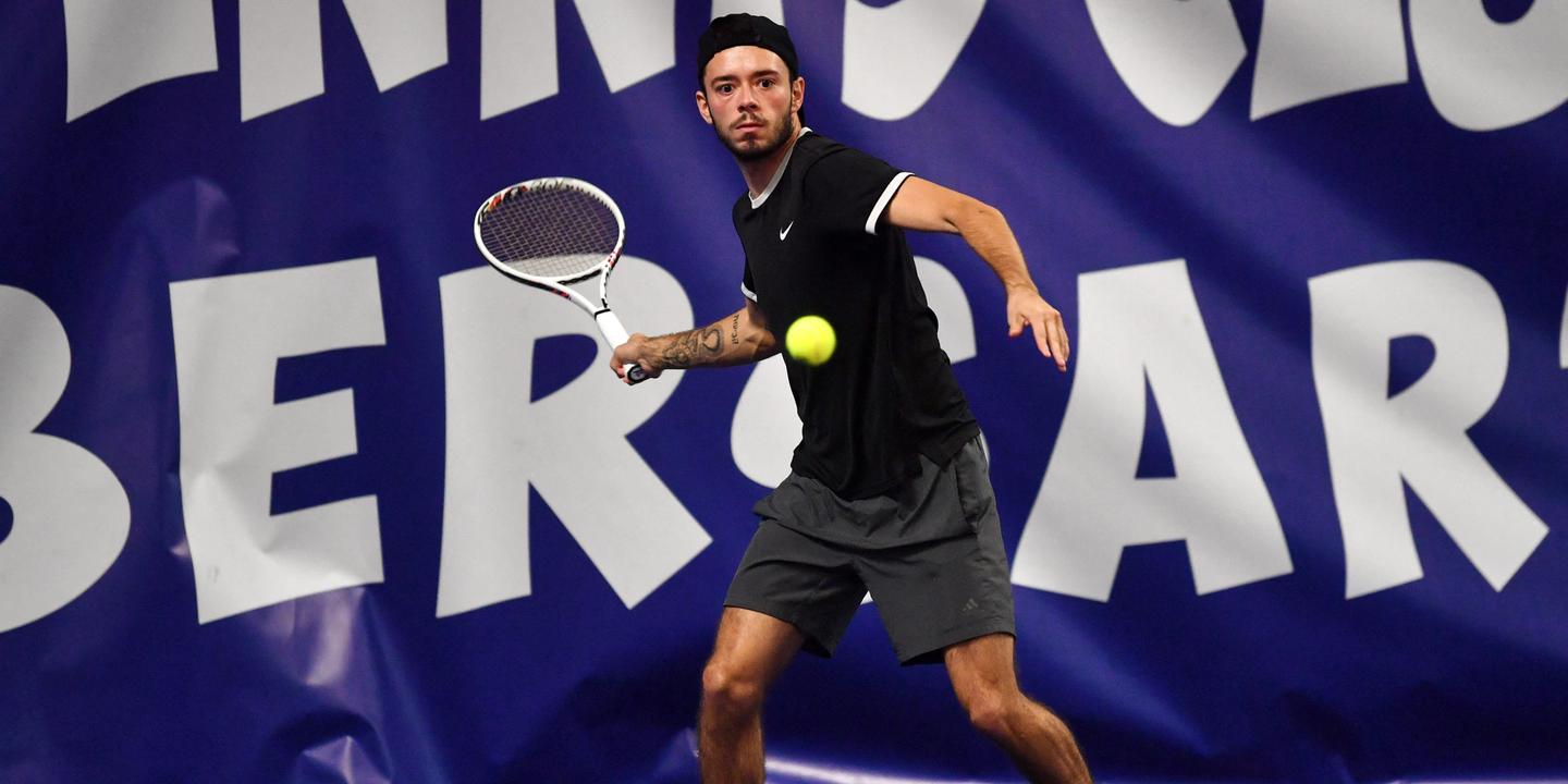 Quentin Folliot, joueur professionnel français de tennis, suspendu pour vingt ans après avoir truqué des matchs