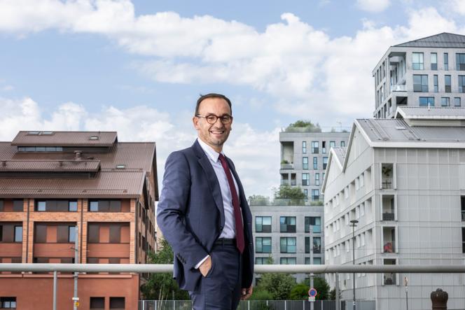 Thomas Cazenave, dans le quartier des Bassins à flot, le 12 juin 2025.