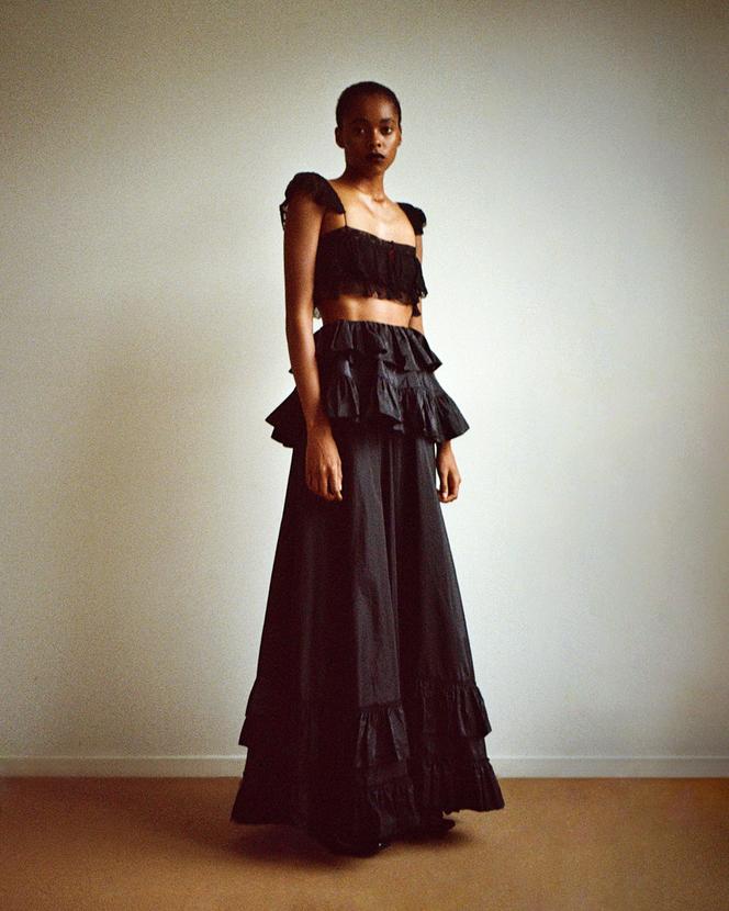 Top et jupe à volants en taffetas de soie, Chloé, 3 690 €, chloe.com 