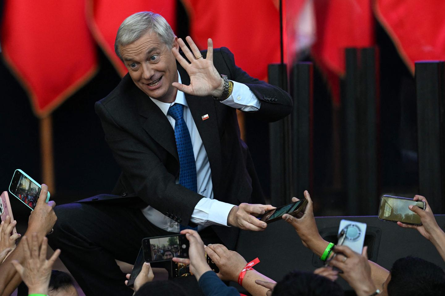 Présidentielle au Chili : La « chronique d’une défaite annoncée » de la gauche face à l’extrême droite Présidentielle au Chili : La « chronique d’une défaite annoncée » de la gauche face à l’extrême droite