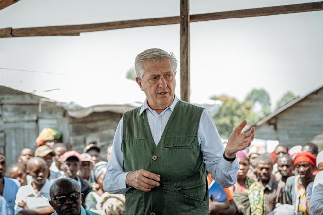 Filippo Grandi, Haut-Commissaire des Nations unies pour les réfugiés, à Sake, dans l’est de la République démocratique du Congo (RDC), le 29 août 2025.