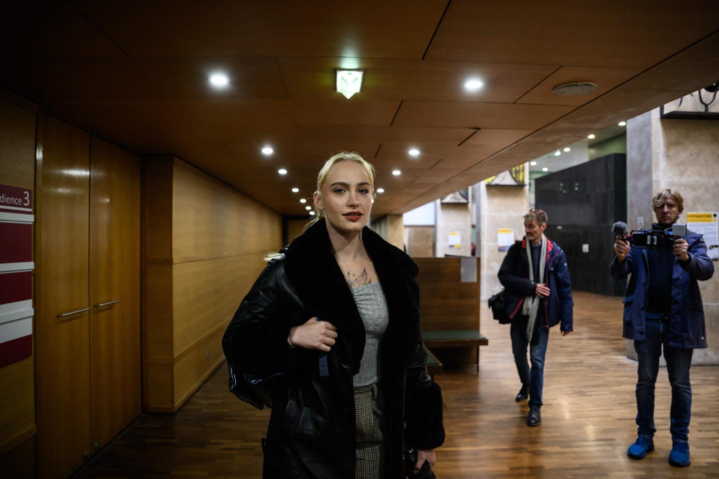 La militante d’extrême droite Mila condamnée à 2 000 euros d’amende avec sursis pour un tweet raciste