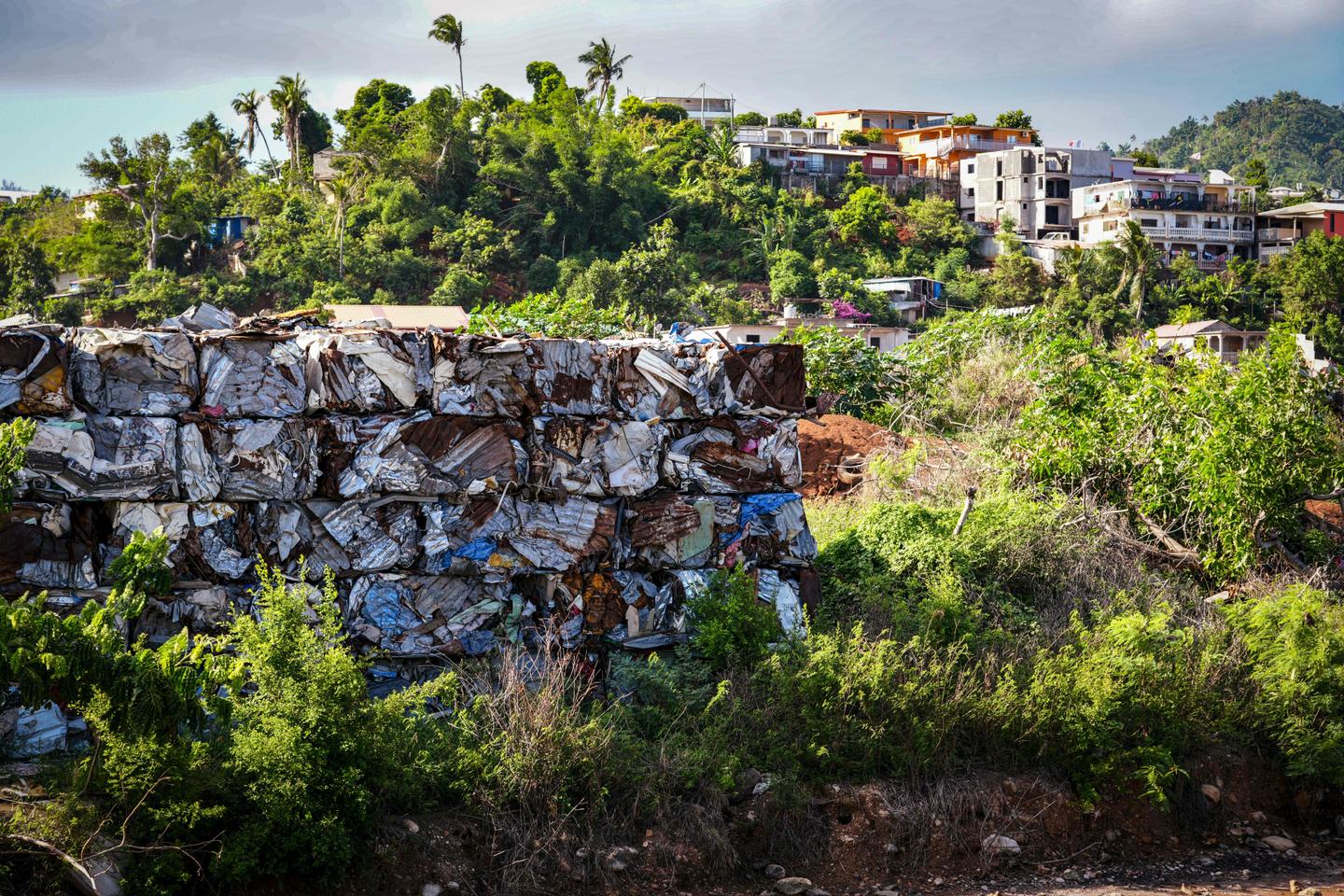 A Mayotte, un an après Chido, l’ampleur des ravages et la lenteur des reconstructions A Mayotte, un an après Chido, l’ampleur des ravages et la lenteur des reconstructions
