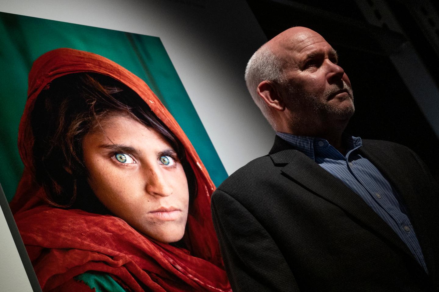 Un atelier photo de Steve McCurry en Birmanie provoque la colère des opposants à la junte au pouvoir Un atelier photo de Steve McCurry en Birmanie provoque la colère des opposants à la junte au pouvoir