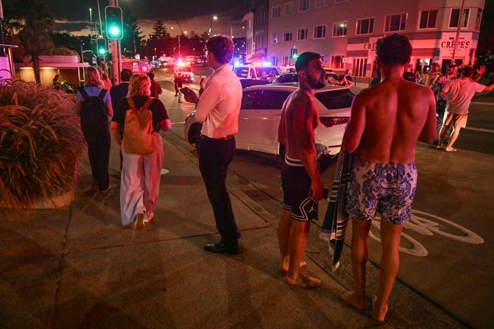A la suite de la fusillade à Bondi Beach, à Sydney, le 14 décembre 2025.