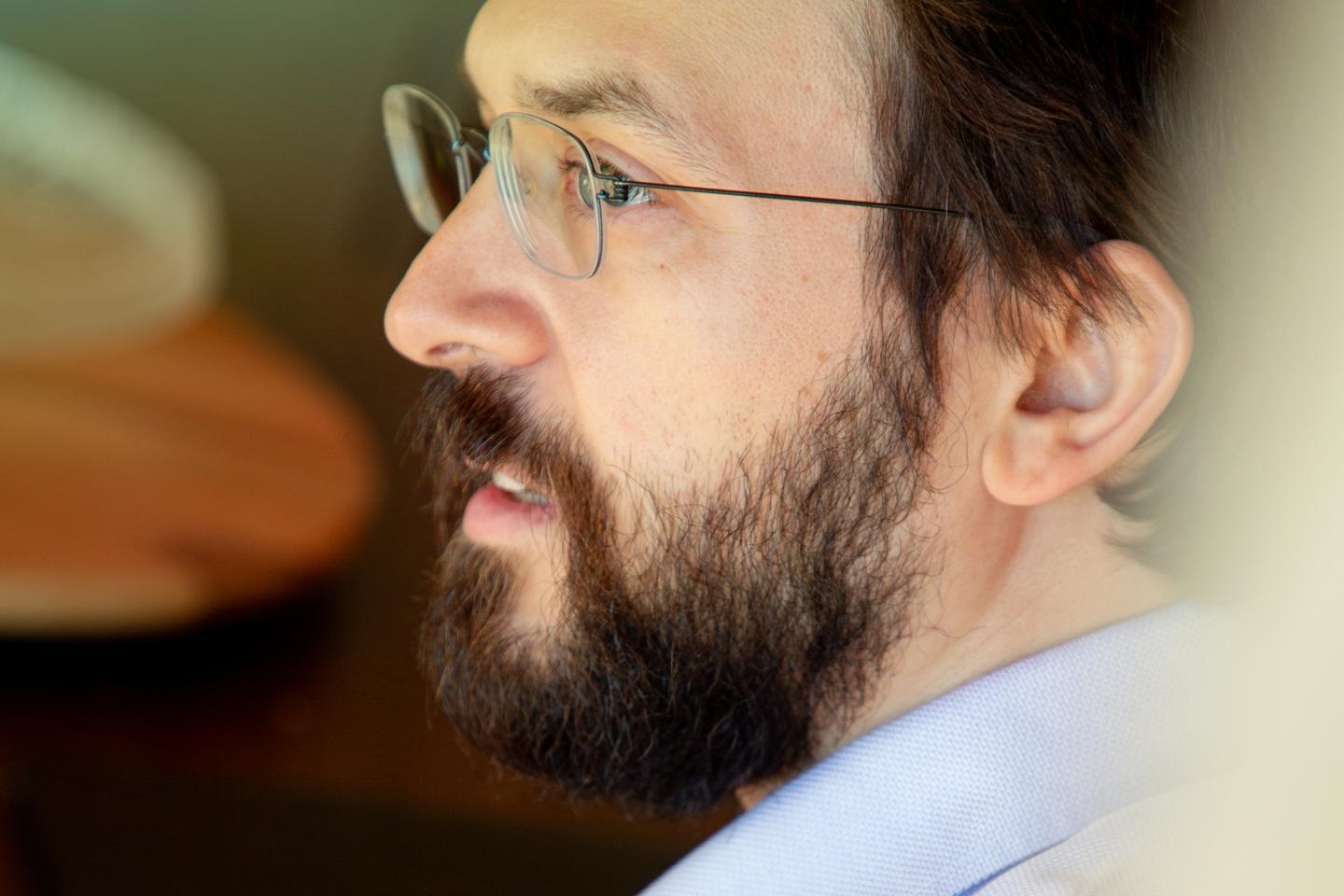 Le chercheur Nate Soares, « doomer » de l’IA à Berkeley, prévoit la fin de l’humanité : « C’est de la folie de les laisser essayer » Le chercheur Nate Soares, « doomer » de l’IA à Berkeley, prévoit la fin de l’humanité : « C’est de la folie de les laisser essayer »