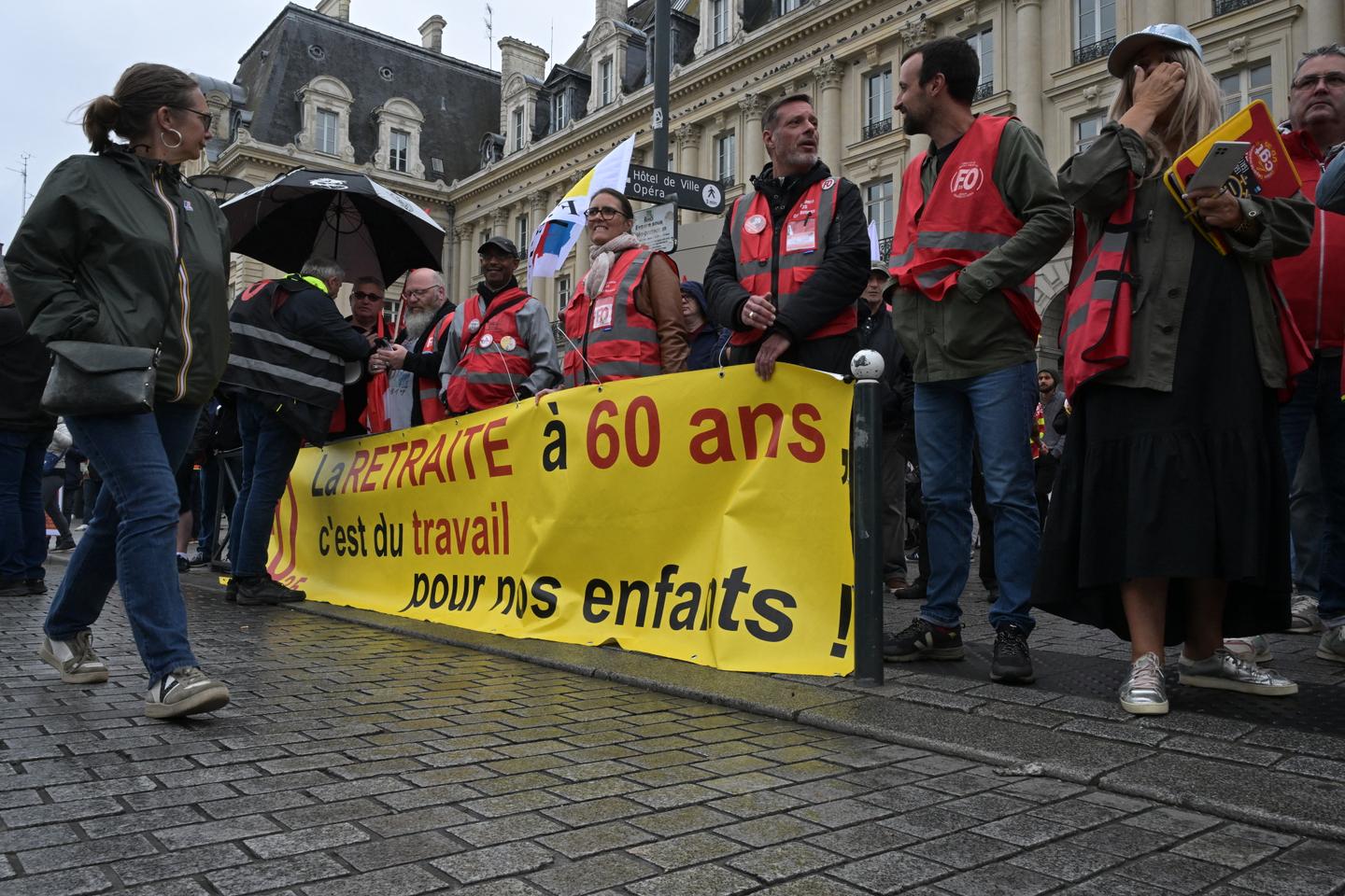 Retraites : la réforme de 2023 définitivement enterrée ? Retraites : la réforme de 2023 définitivement enterrée ?