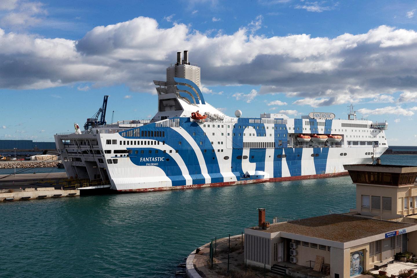 La DGSI enquête à la suite de la découverte d’un boîtier espion sur un ferry en Méditerrannée La DGSI enquête à la suite de la découverte d’un boîtier espion sur un ferry en Méditerrannée