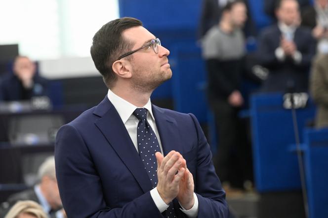 Jordan Bardella, au parlement européen, à Strasbourg, le 16&nbsp;décembre&nbsp;2025.