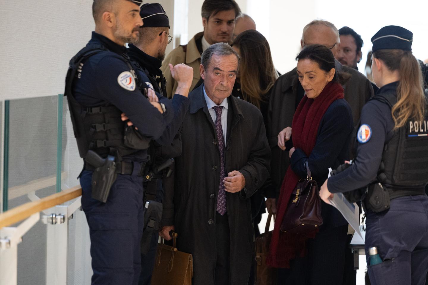 Procès Lafarge : 1,125 million d’euros d’amende requise contre la société, et jusqu’à huit ans de prison contre les personnes physiques Procès Lafarge : 1,125 million d’euros d’amende requise contre la société, et jusqu’à huit ans de prison contre les personnes physiques