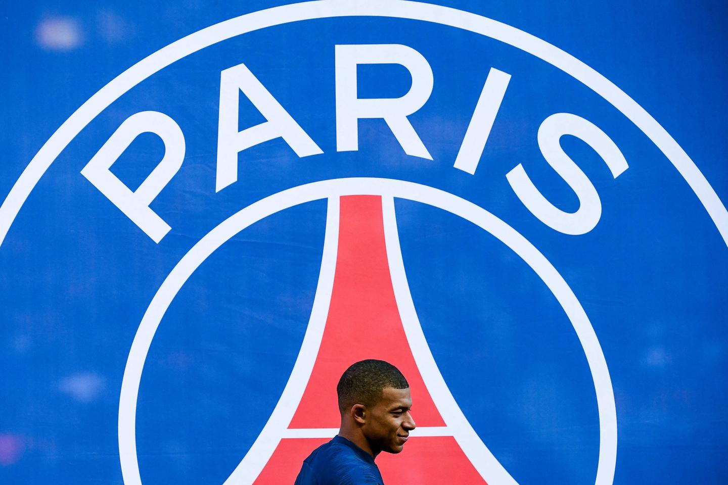 Affaire Mbappé contre le PSG : le club de la capitale annonce qu’il ne fera pas appel de sa condamnation par les prud’hommes Affaire Mbappé contre le PSG : le club de la capitale annonce qu’il ne fera pas appel de sa condamnation par les prud’hommes