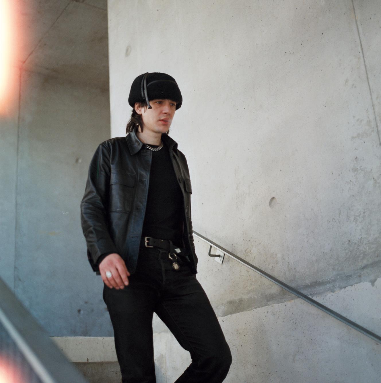 Arthur Fu Bandini ose le rock à la française