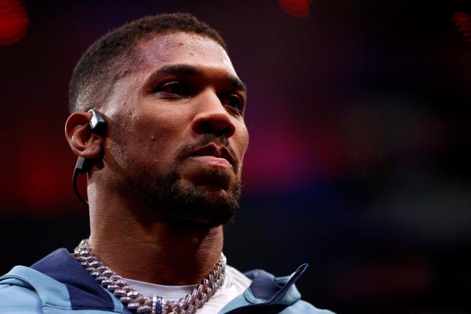 Anthony Joshua durant les entraînements publics à l’hôtel Fontainebleau Miami Beach, à Miami (Floride), aux Etats-Unis, le 16&nbsp;décembre 2025. 