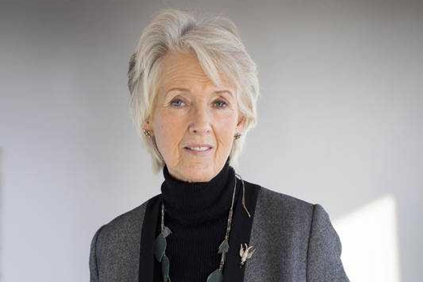 La mort de lâ€™Ã©crivaine Joanna Trollope, chroniqueuse de la sociÃ©tÃ© britannique...