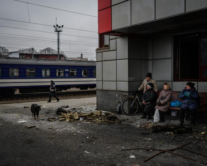 La gare de Fastiv, dans la région de Kiev, au lendemain des frappes de missiles et de drones russes, le 7&nbsp;décembre&nbsp;2025. 