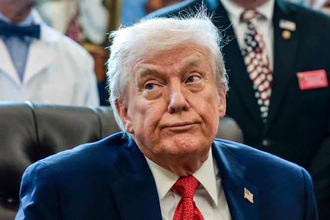 Le président américain, Donald Trump, dans le bureau Ovale de la Maison Blanche, à Washington, le 18 décembre 2025.