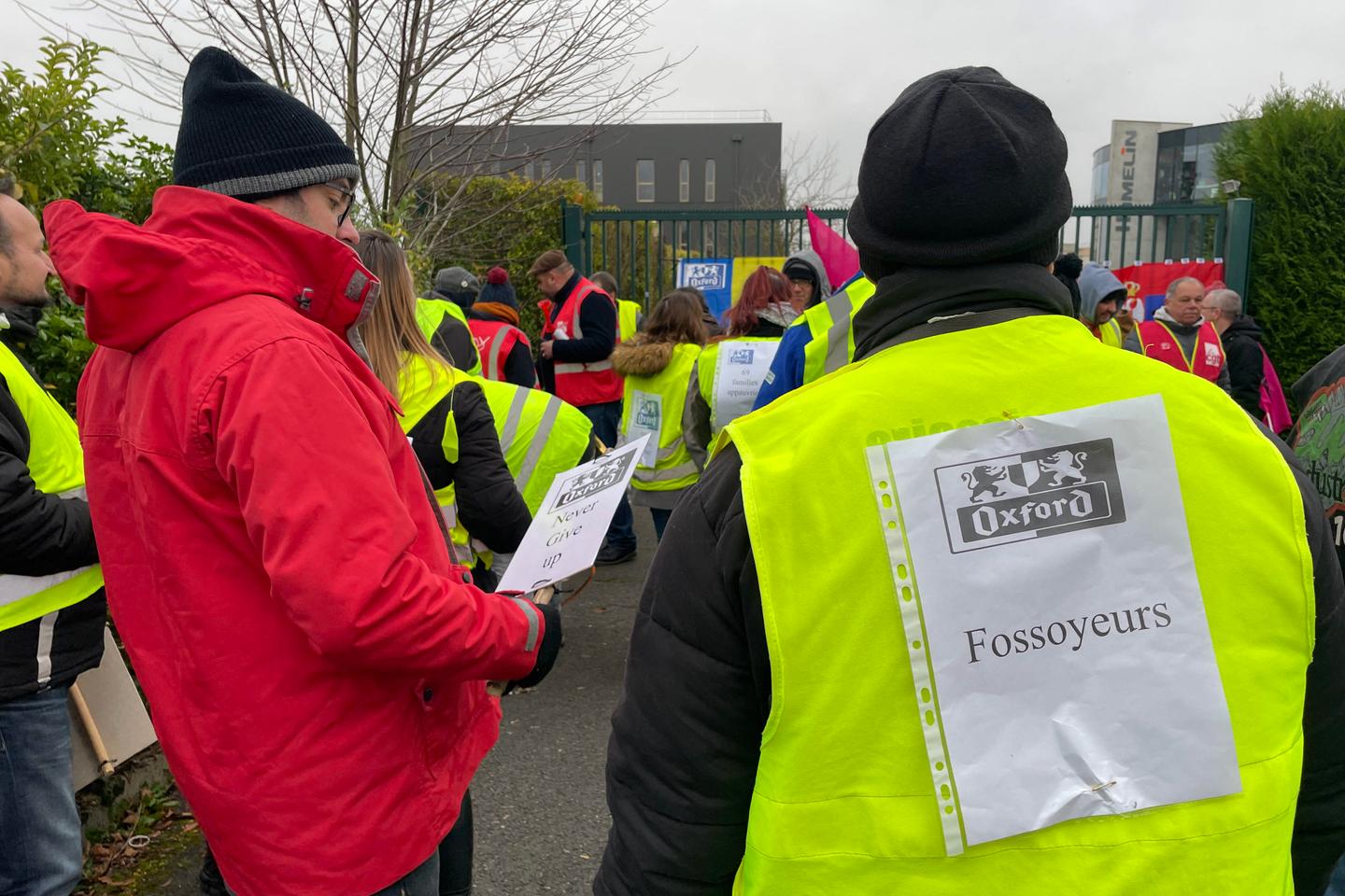 Le désarroi des salariés de Lecas Industries, sans rémunération depuis six mois : « Avant on se croisait à la pointeuse, maintenant on se croise à l’épicerie solidaire » Le désarroi des salariés de Lecas Industries, sans rémunération depuis six mois : « Avant on se croisait à la pointeuse, maintenant on se croise à l’épicerie solidaire »