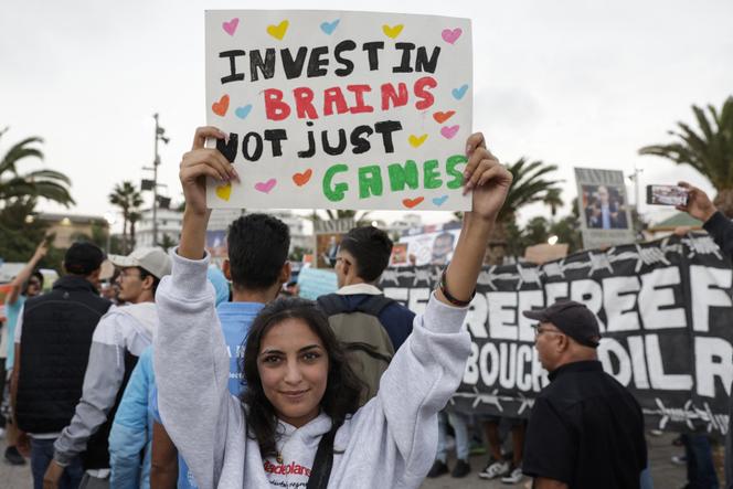 Manifestation pour réclamer des réformes des systèmes de santé et d’éducation publics, à Casablanca, le 6 octobre 2025.