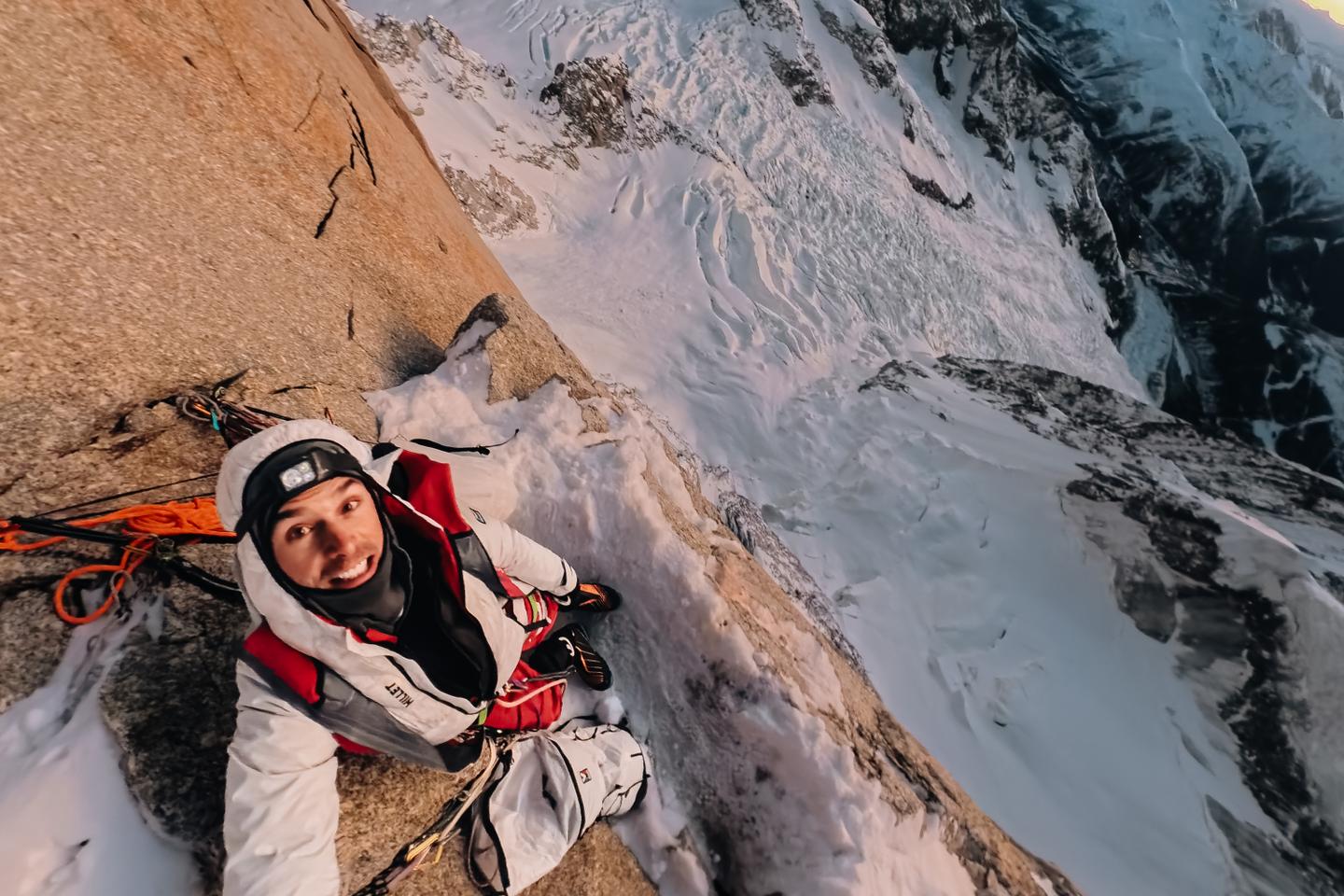 L’alpiniste Charles Dubouloz s’offre la Divine Providence, première étape d’une glaçante trilogie hivernale
