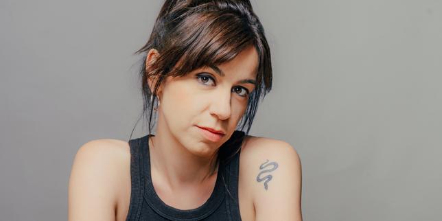 L’humoriste Amandine Lourdel, une écorchée sauvée par l’autodérision