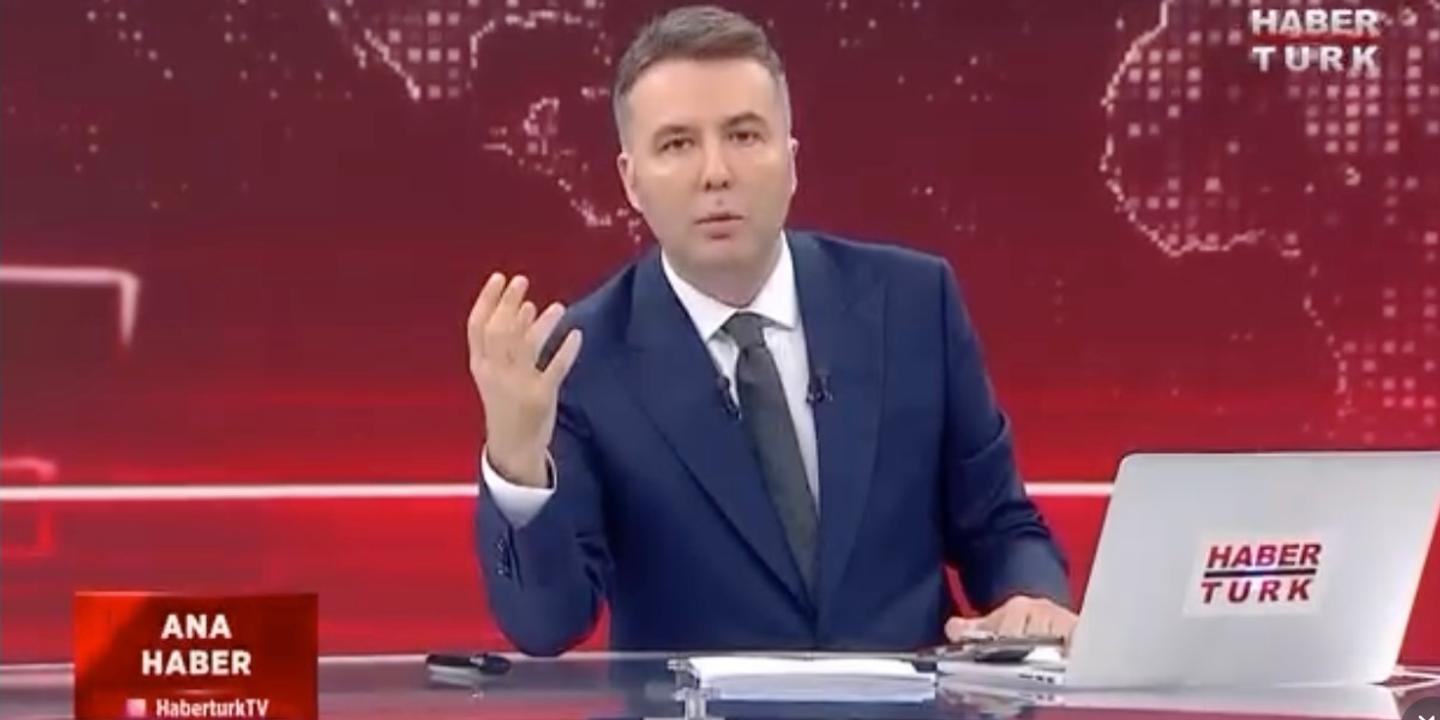 En Turquie, la disgrâce du présentateur vedette du pouvoir, Mehmet Akif Ersoy