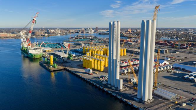 Le terminal maritime de Portsmouth, en Virginie, qui sert de zone de transit pour le projet éolien de Dominion Energy, le 22 décembre 2025.