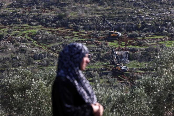 Des bulldozers israéliens à l’œuvre dans la région de Sarouj, en Cisjordanie, le 22&nbsp;décembre 2025.